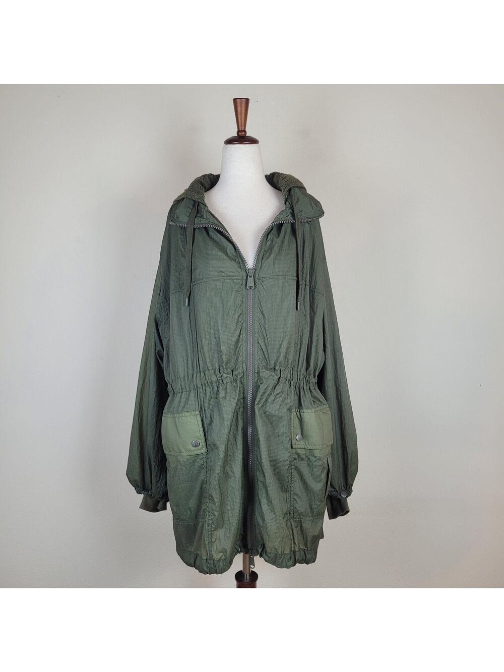 FP Movement Free People Jacket Small Green Hooded Windbreaker Longline Zip Parka